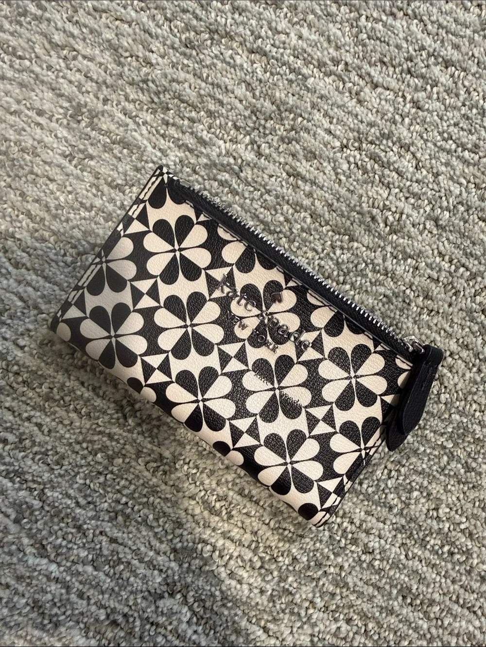 kate spade Black and Cream Floral Zip Card Holder